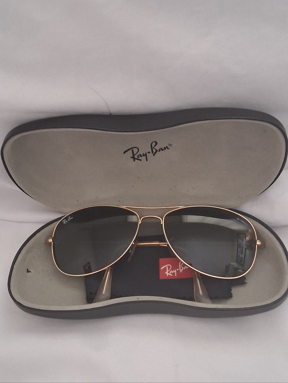 RAY-BAN RB 3362 WOMEN’S GOLD FRAME AVIATOR SUMGLASSES